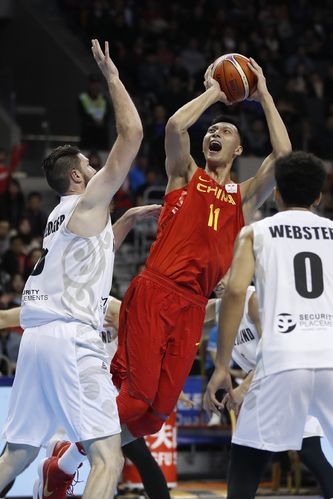 中国男篮世预赛红队对阵新西兰