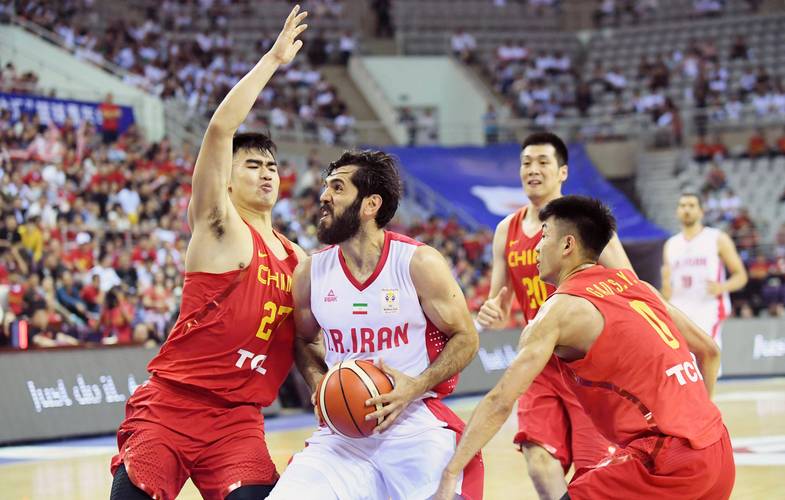 中国男篮vs伊朗2018