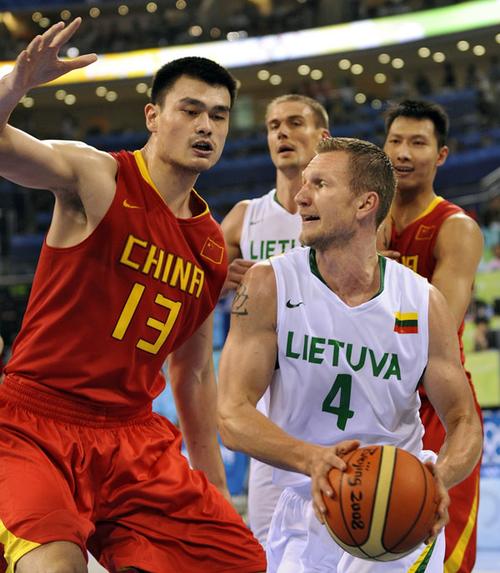 中国队vs立陶宛男篮