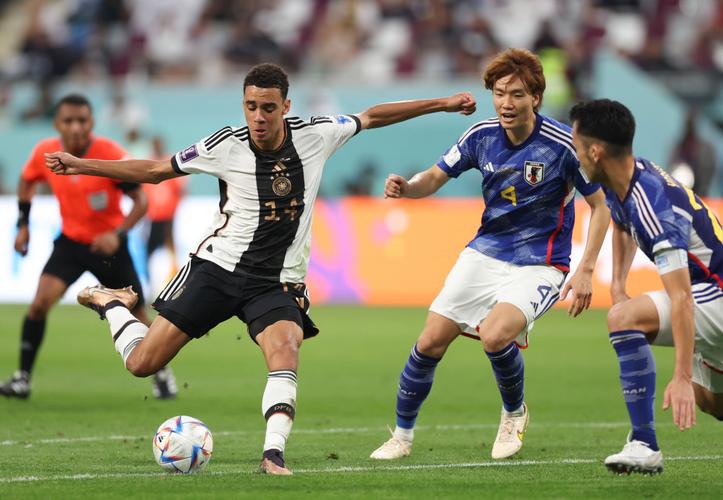 德国vs日本踢足球比赛