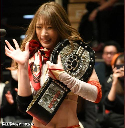 日本女子摔跤黑衣vs红衣