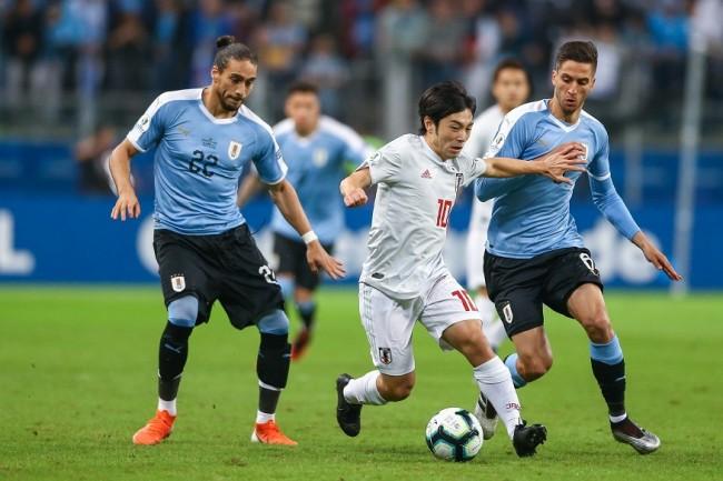 日本vs乌拉圭历史记录
