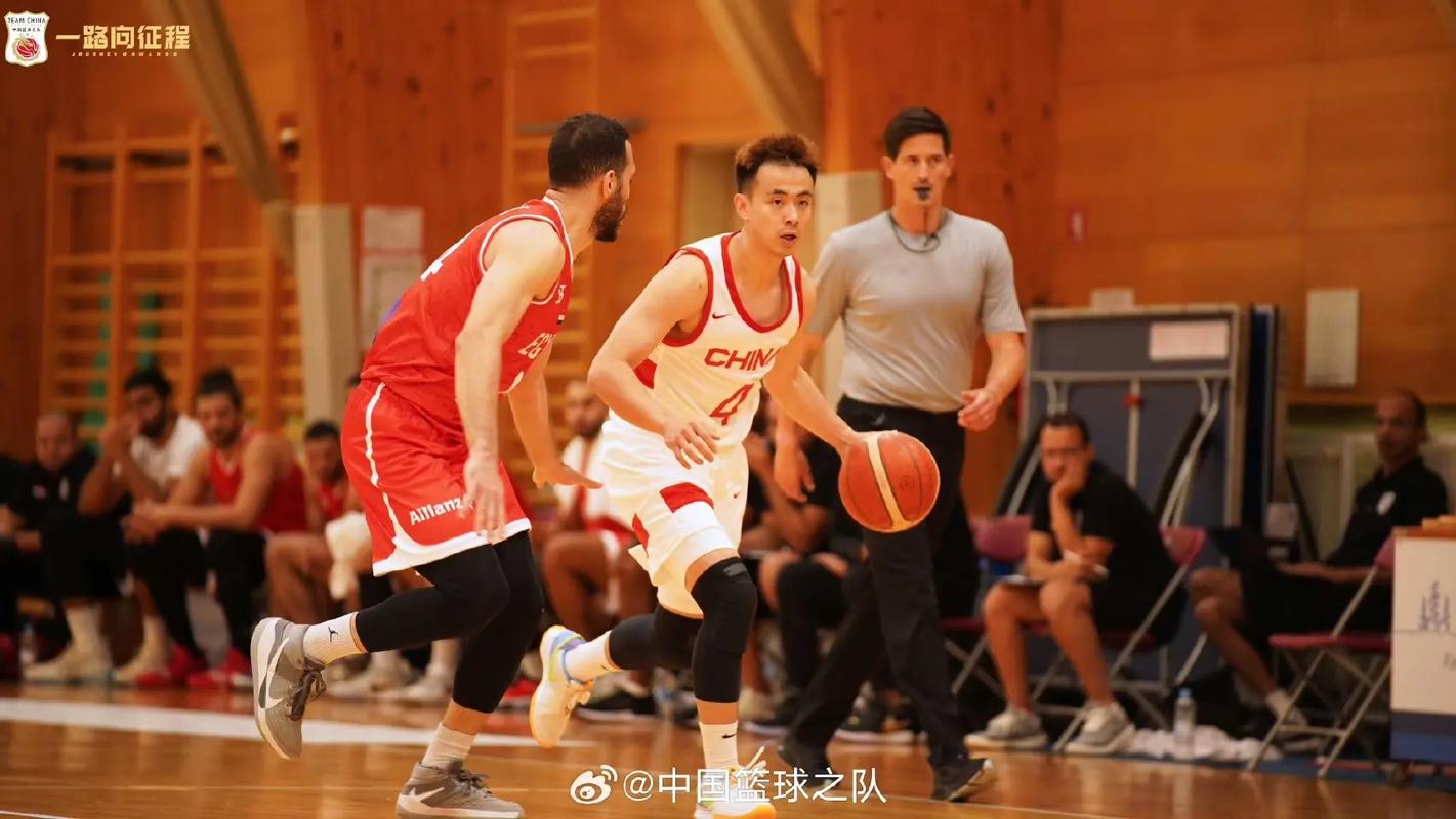 中国vs中国篮球比赛的相关图片