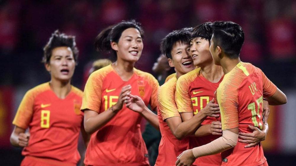 中国vs西班牙友谊赛的相关图片