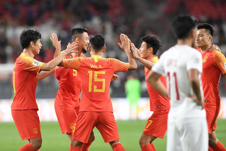 中国国足vs菲律宾队比赛的相关图片