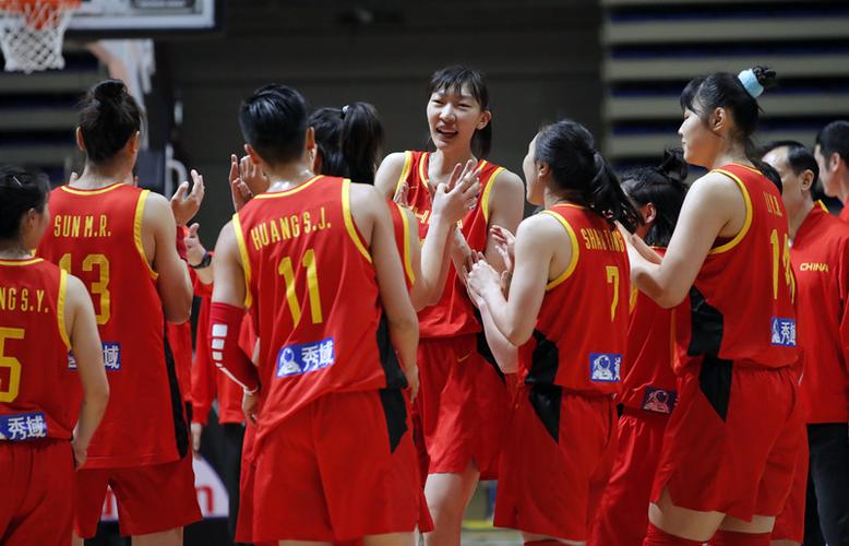 中国女排vs东京女篮的相关图片