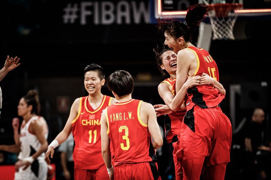 中国女篮vs加拿大的相关图片