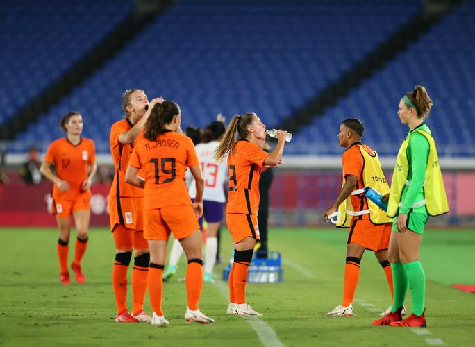 中国女足vs荷兰录像的相关图片