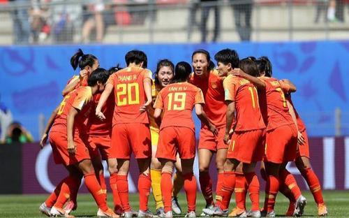 中国女足vs韩国女足热议的相关图片