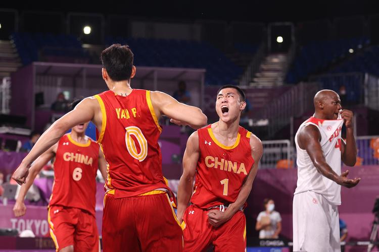 中国男篮中国vs中国的相关图片