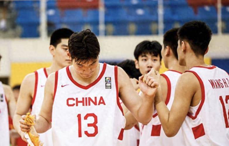 大运会男篮中国vs捷克的相关图片