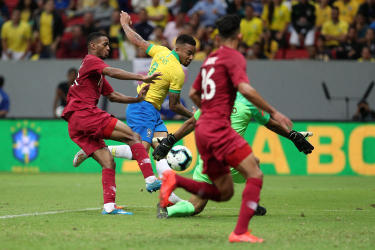 巴西卡塔尔vs巴伦西亚的相关图片