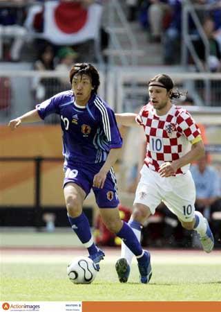 日本vs克罗地亚踢假球的相关图片