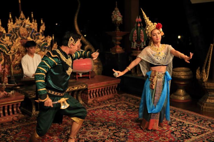 泰国跳舞vs中国跳舞视频的相关图片