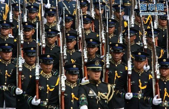 菲律宾阅兵vs中国阅兵的相关图片