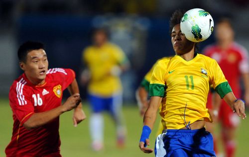 足球中国vs巴西推荐的相关图片