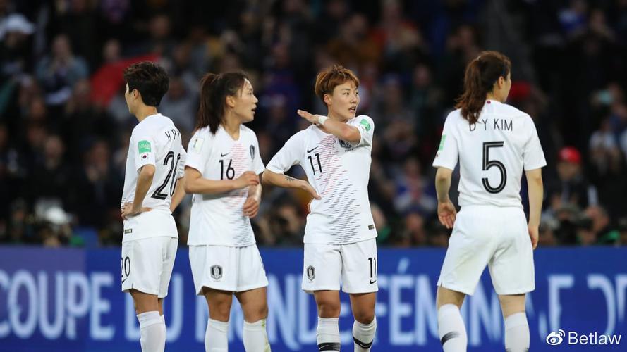韩国女足vs的相关图片